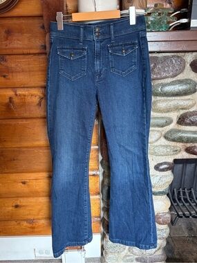 GAP ’70s Flare High Rise Dark Indigo Jeans Size 28/6